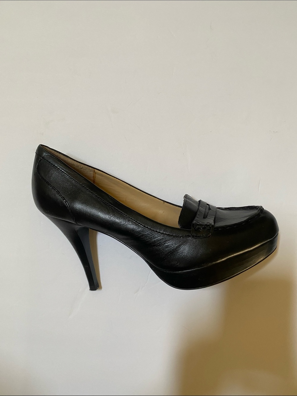 Nine West Black Leather Loafer-Style Platform Pumps - Picture 3 of 8